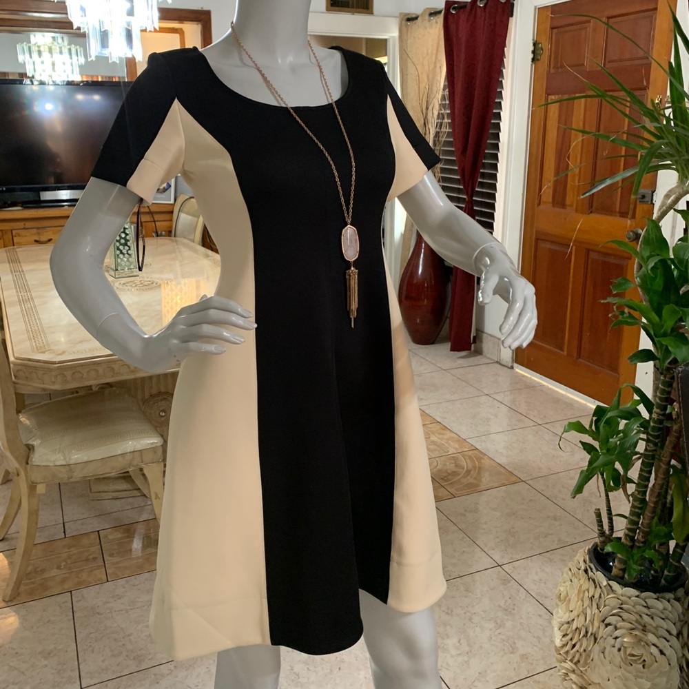 DONNA KARAN Size 0